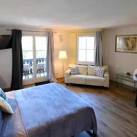 Charming - - Vulpera, *